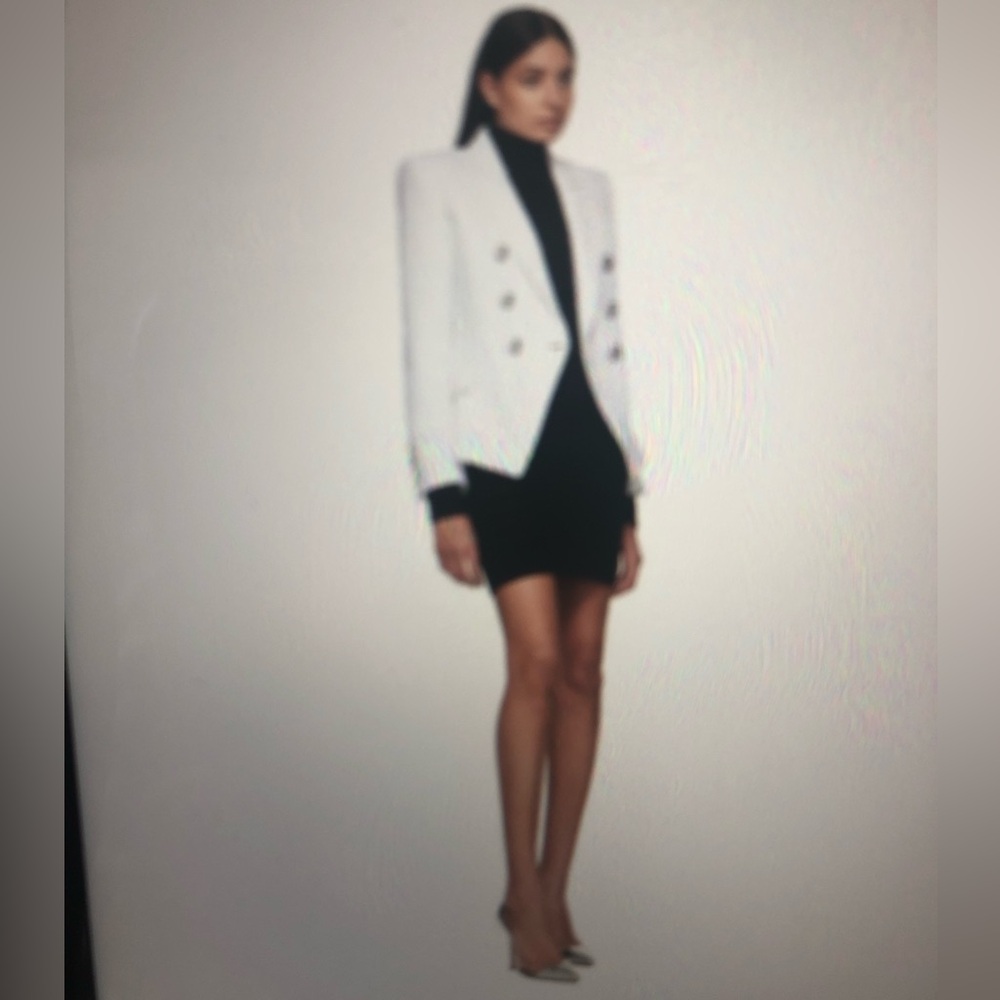 GIFTABLE . Balmain White Double-Breasted Tailored Blazer. Size 34 - Picture 4 of 12